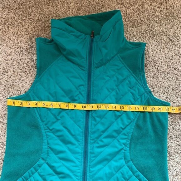 Columbia Quilted/Fleece Vest Size L - Picture 10 of 12